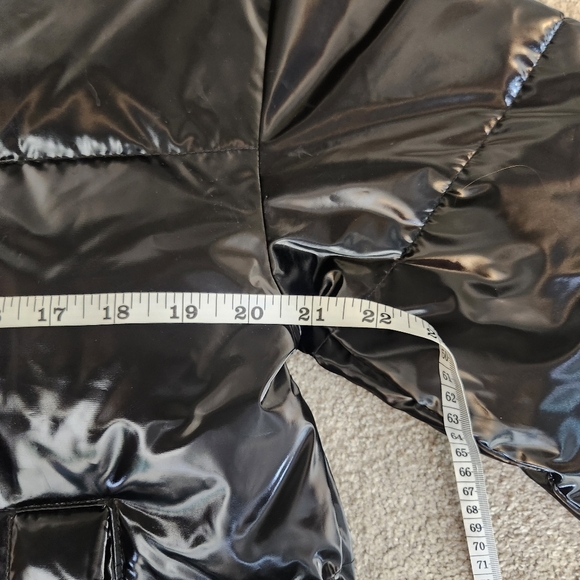 Hollister Black Puffer Jacket Coat Wet Look Shinny Winter Recycled Fill Size S - Picture 7 of 13